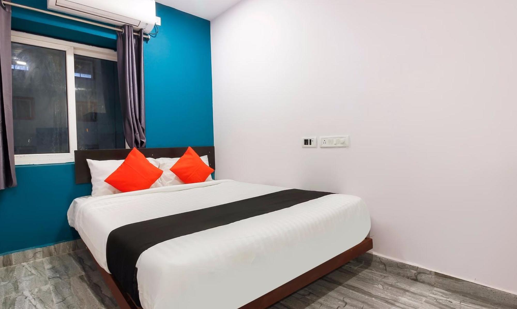 Capital O Che Sigma Hotel Sururnagar Exterior photo